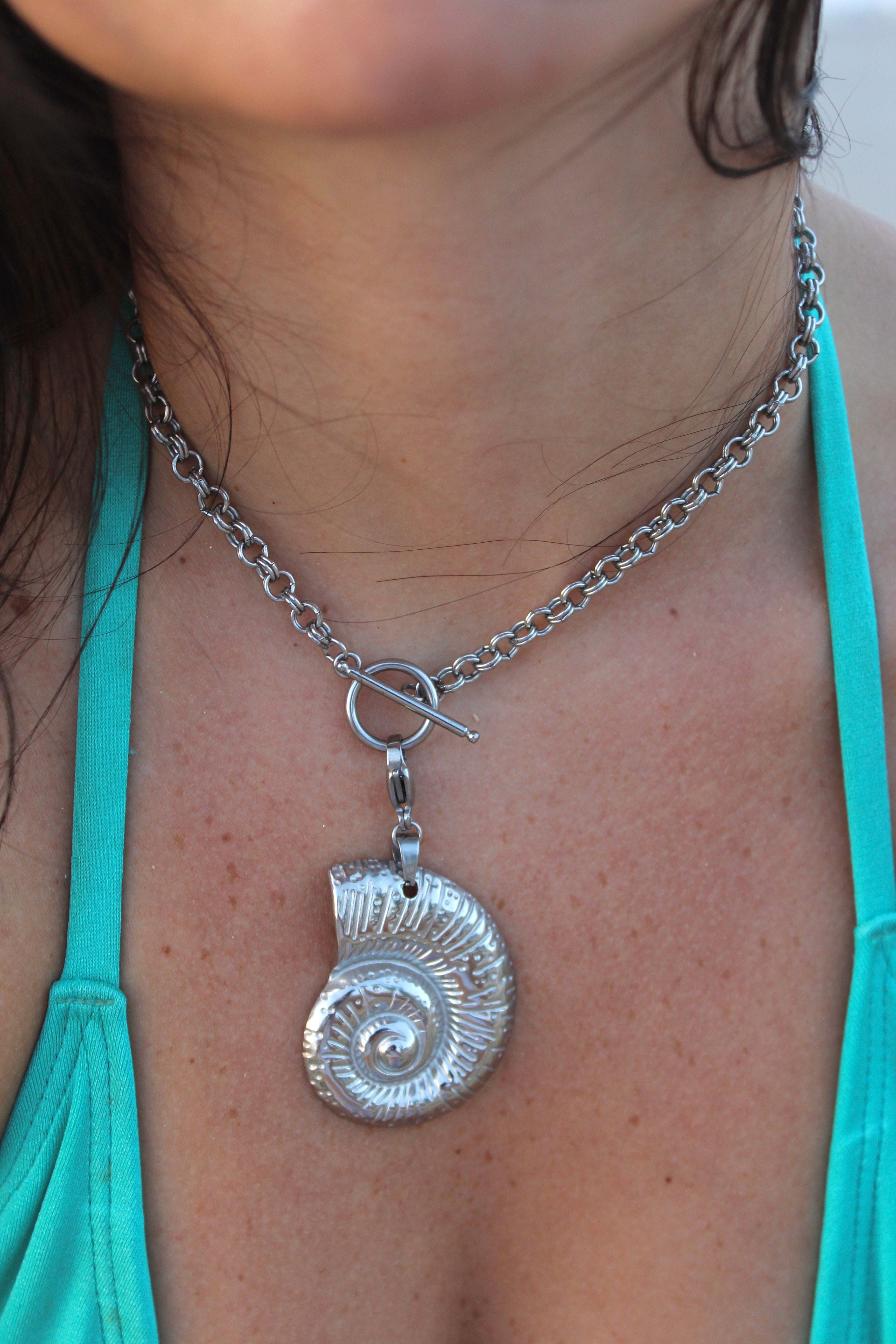 Moon shell charm