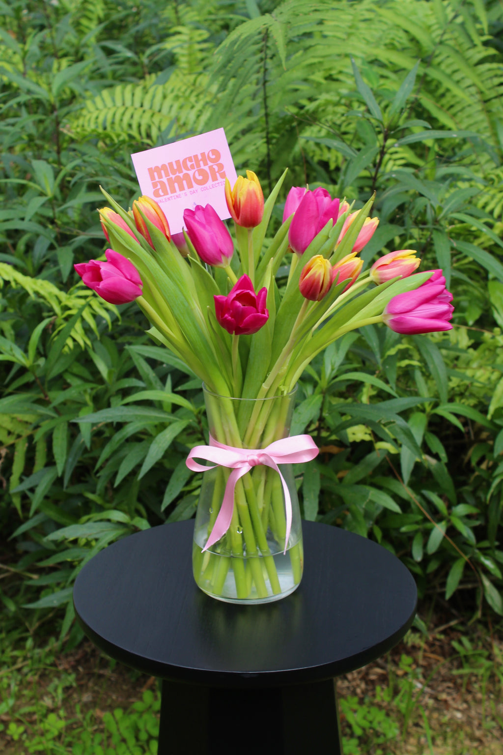 Arreglo Vibrant Tulips