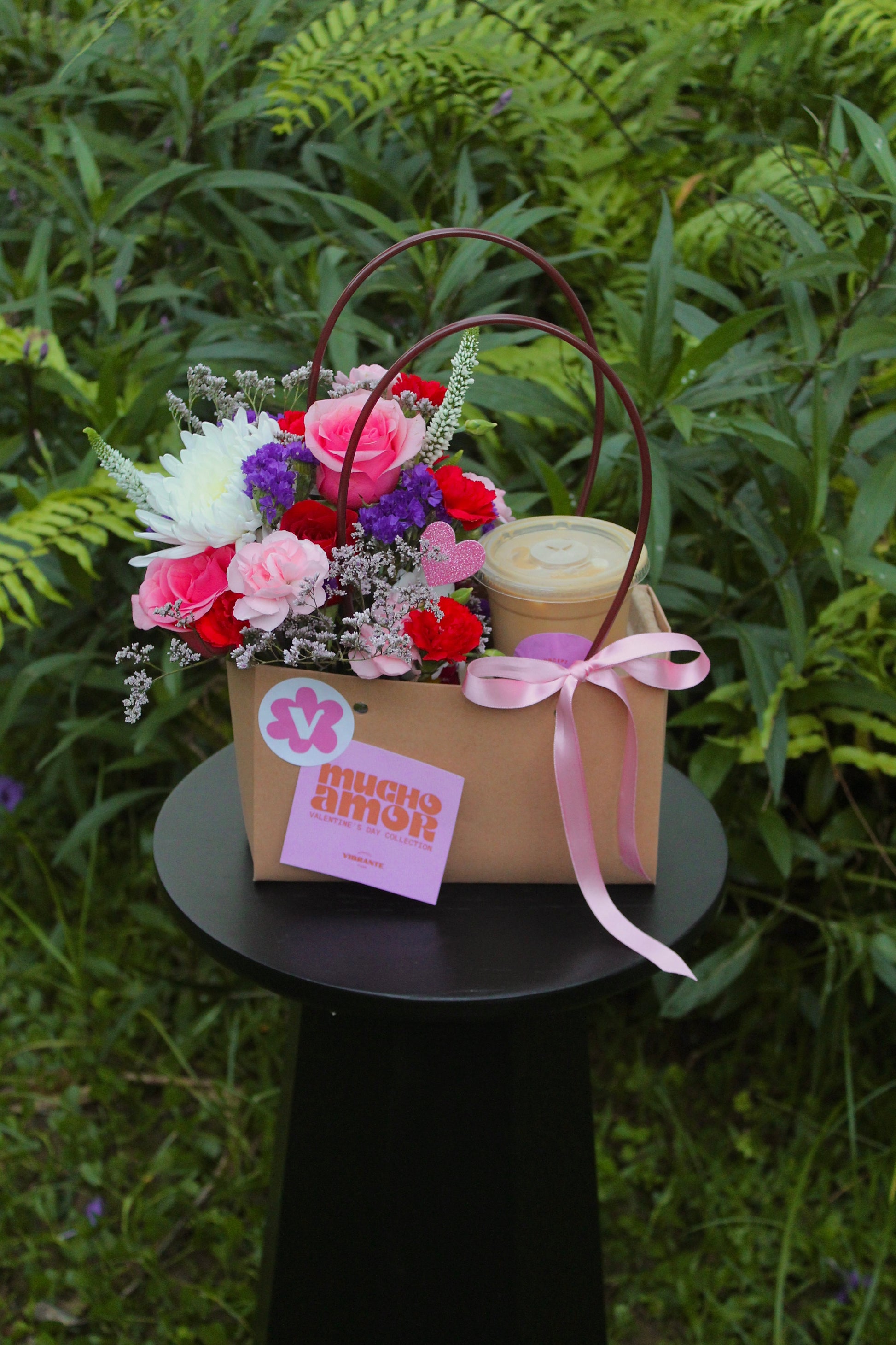 Arreglo Flowers & Coffee