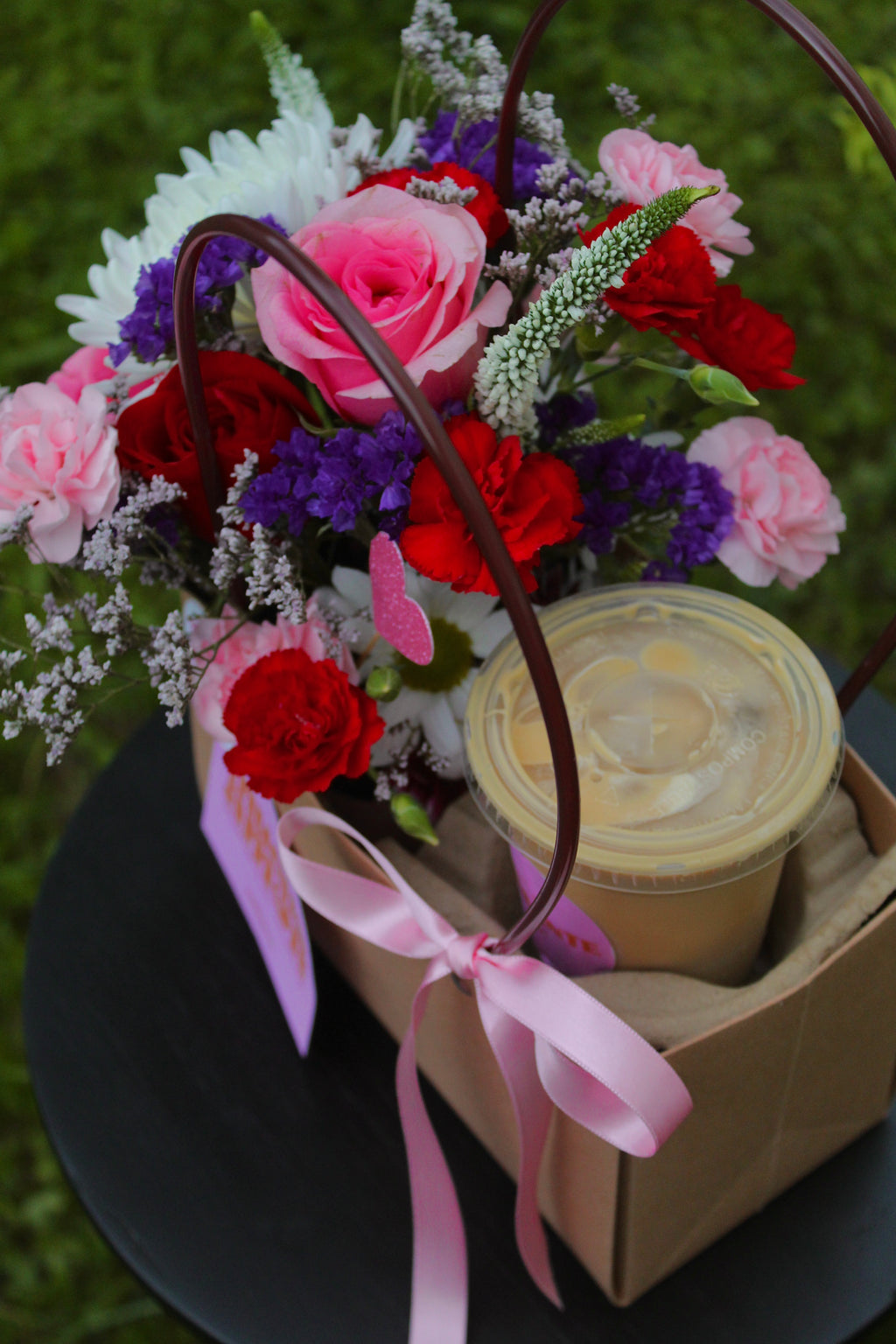 Arreglo Flowers & Coffee