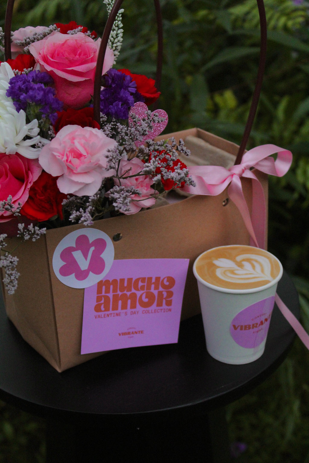 Arreglo Flowers & Coffee