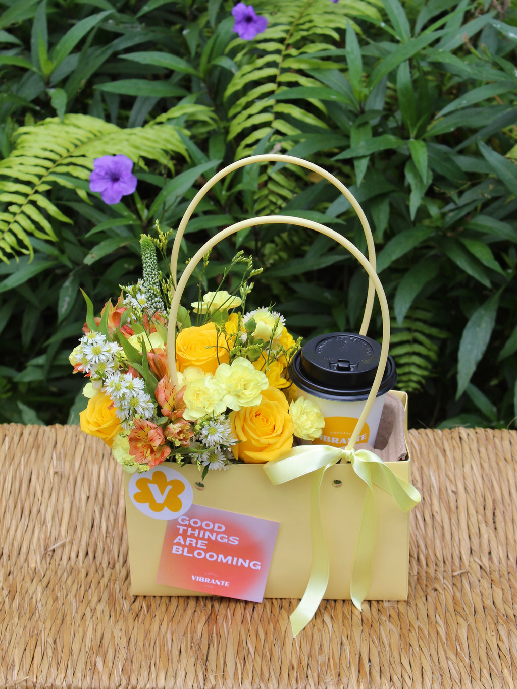 Arreglo Flowers & Coffee - Edición Flores Amarillas