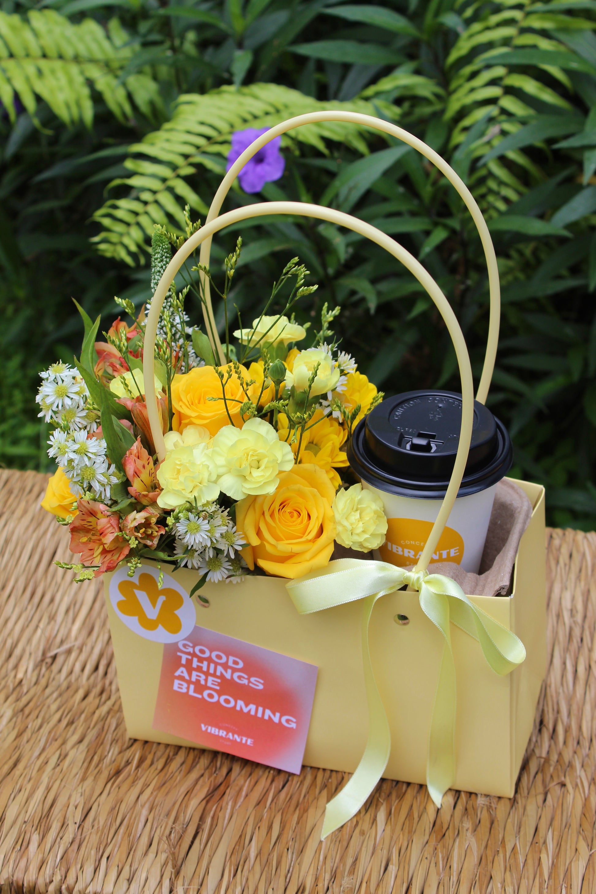 Arreglo Flowers & Coffee - Edición Flores Amarillas