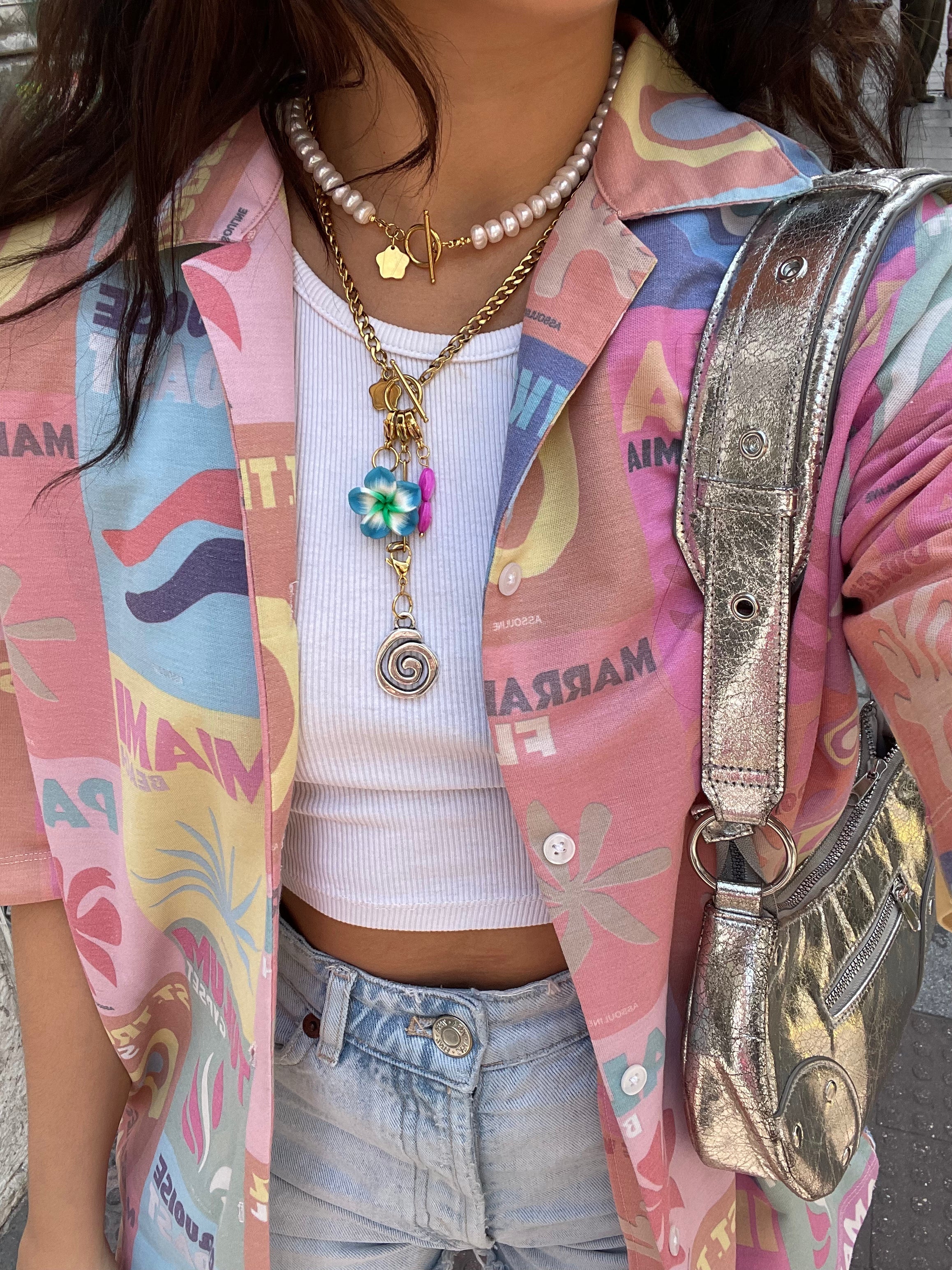 Connection charm